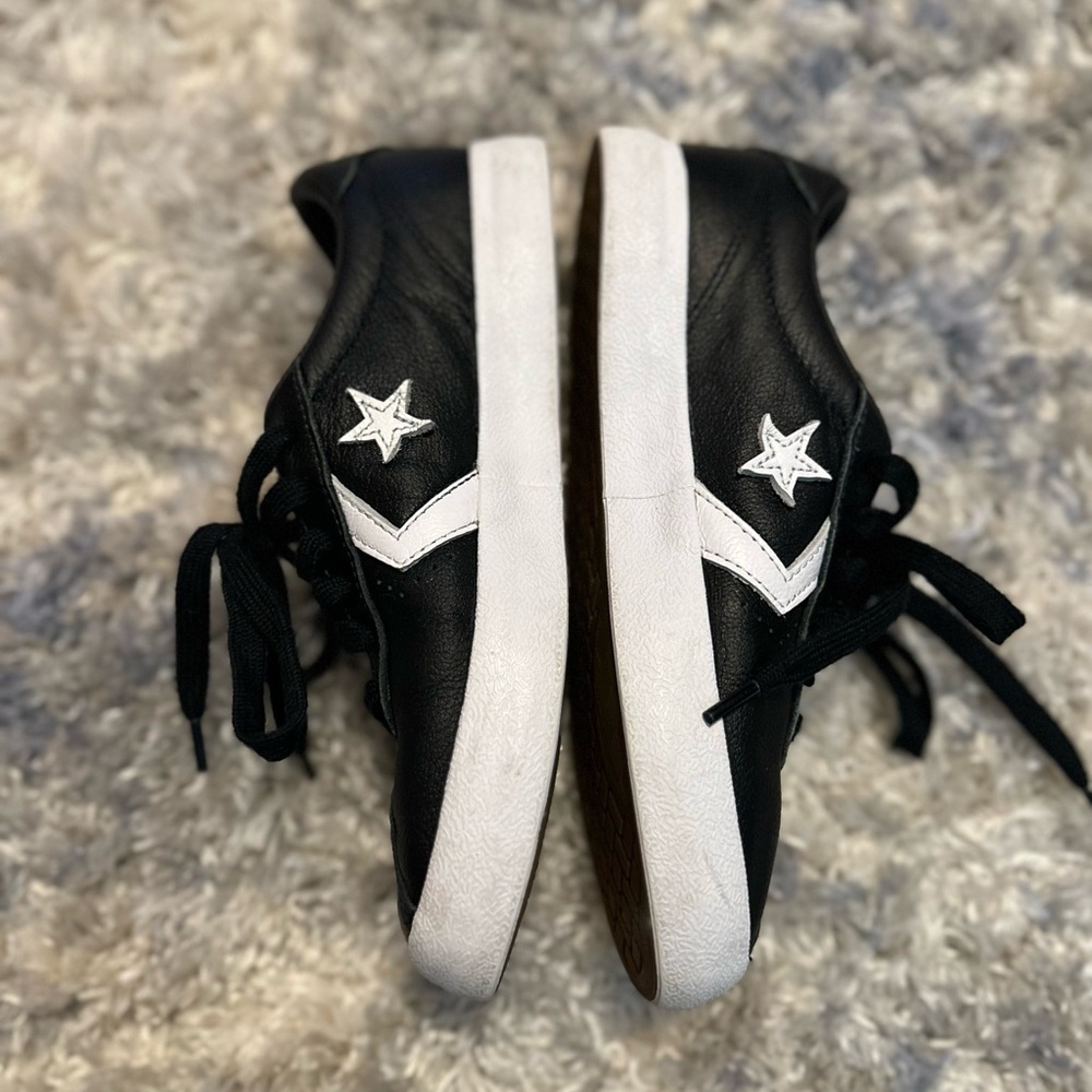 Converse Leather upper Size Women 5.5, Men 4. Black and White. Gum bottoms. EUC - Picture 7 of 9
